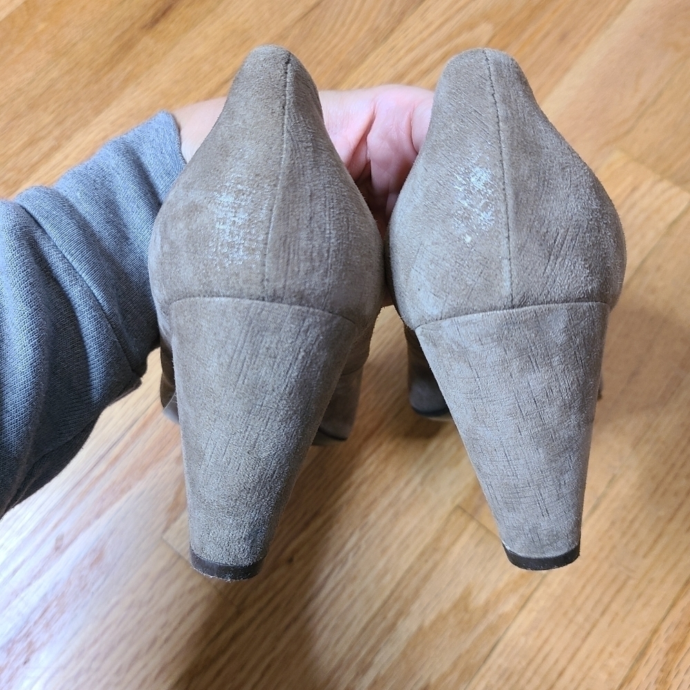 AGL Size 10 Slip On Cone Heeled Pumps - Picture 7 of 9